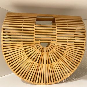 WOMEN’S BAMBOO HANDBAG